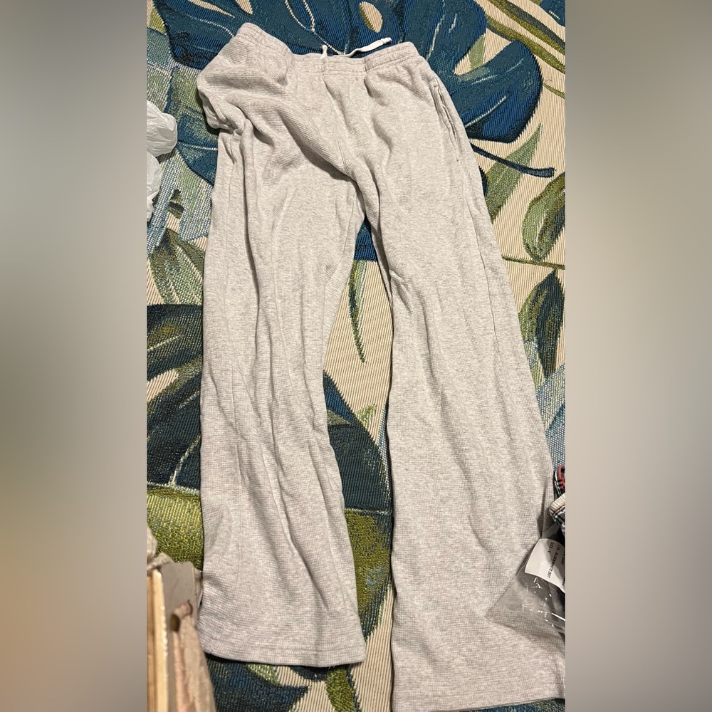 Brandy Melville women’s Gray Bottoms S